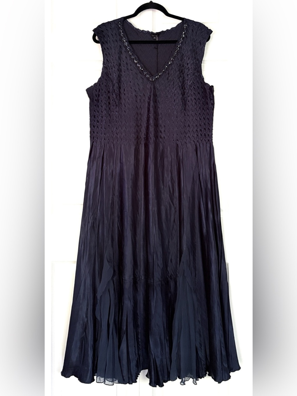 Komarov Maxi Dress Satin Chiffon Dress Midnight Blue Beaded V-Neck Sleeveless 2X